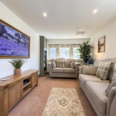 Field House * Ellerby